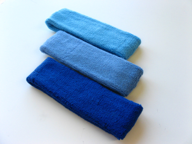 comparing sports headband sizes